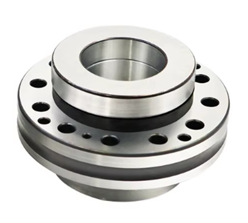 Łożyska do śrub kulowych – jak dobrać ułożyskowanie napędu posuwu CNC? (NSK, SKF, INA)